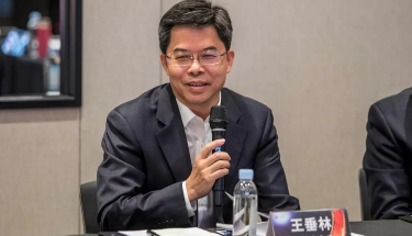 评委会主席 王垂林