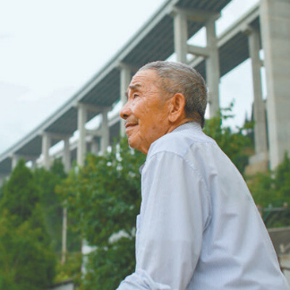 贵州省遵义市原草王坝村党支部书记黄大发——“共产党员就是要干一辈子”