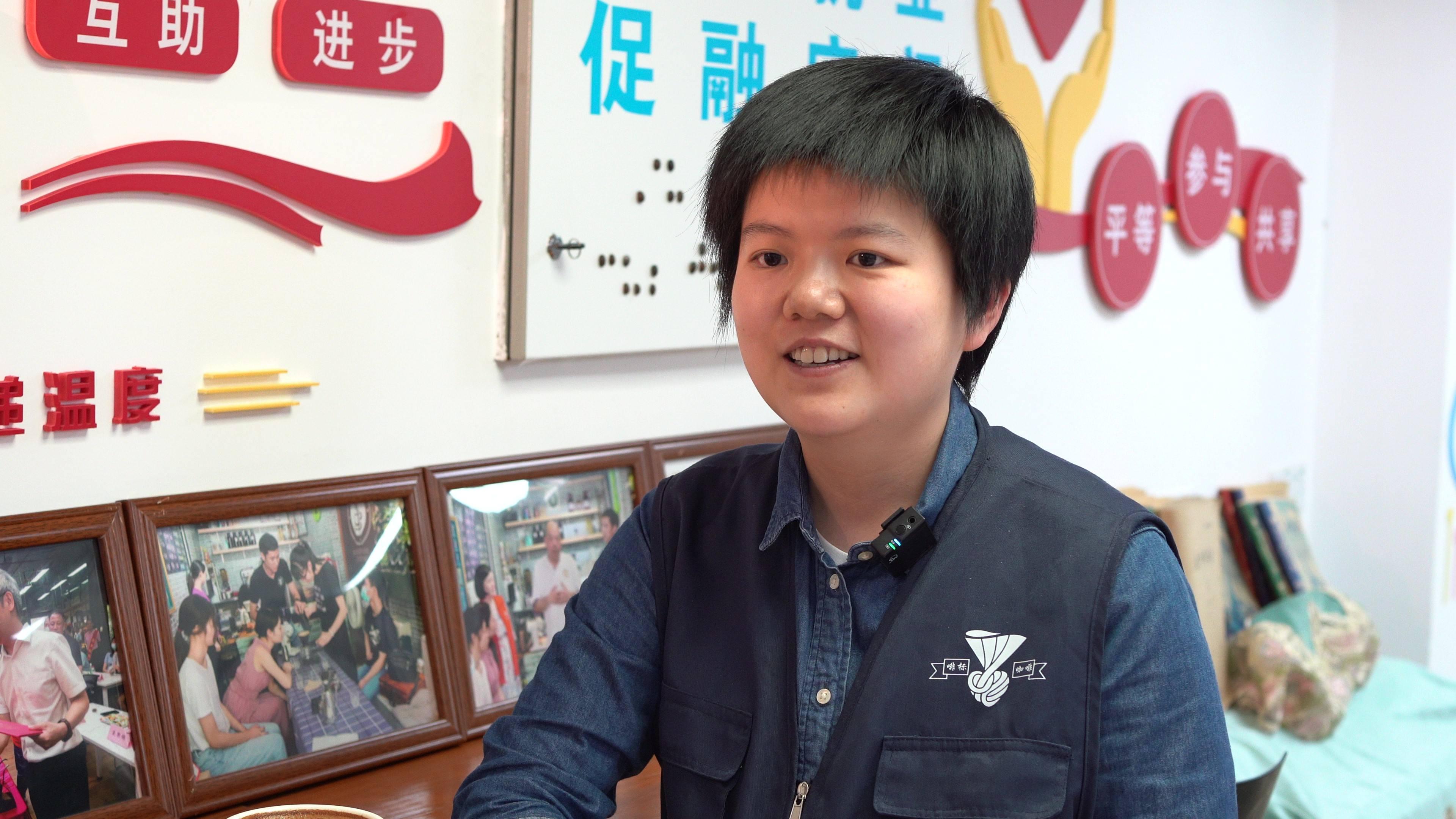 视障书行者陈莹雅：把“无常”写成作品，用0.02的视力探索光明人生