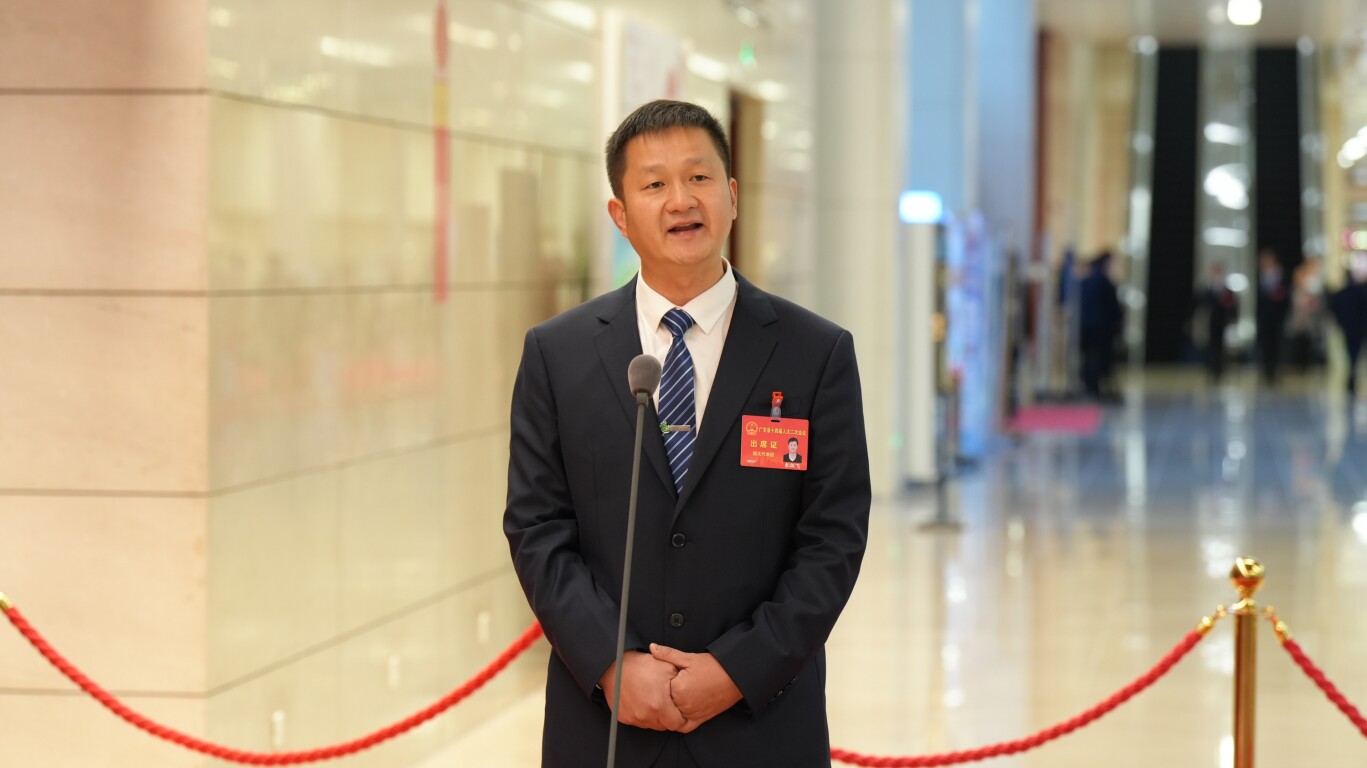 广东省人大代表束祖飞：积极履职 探索“两山”双向转化的良性发展模式