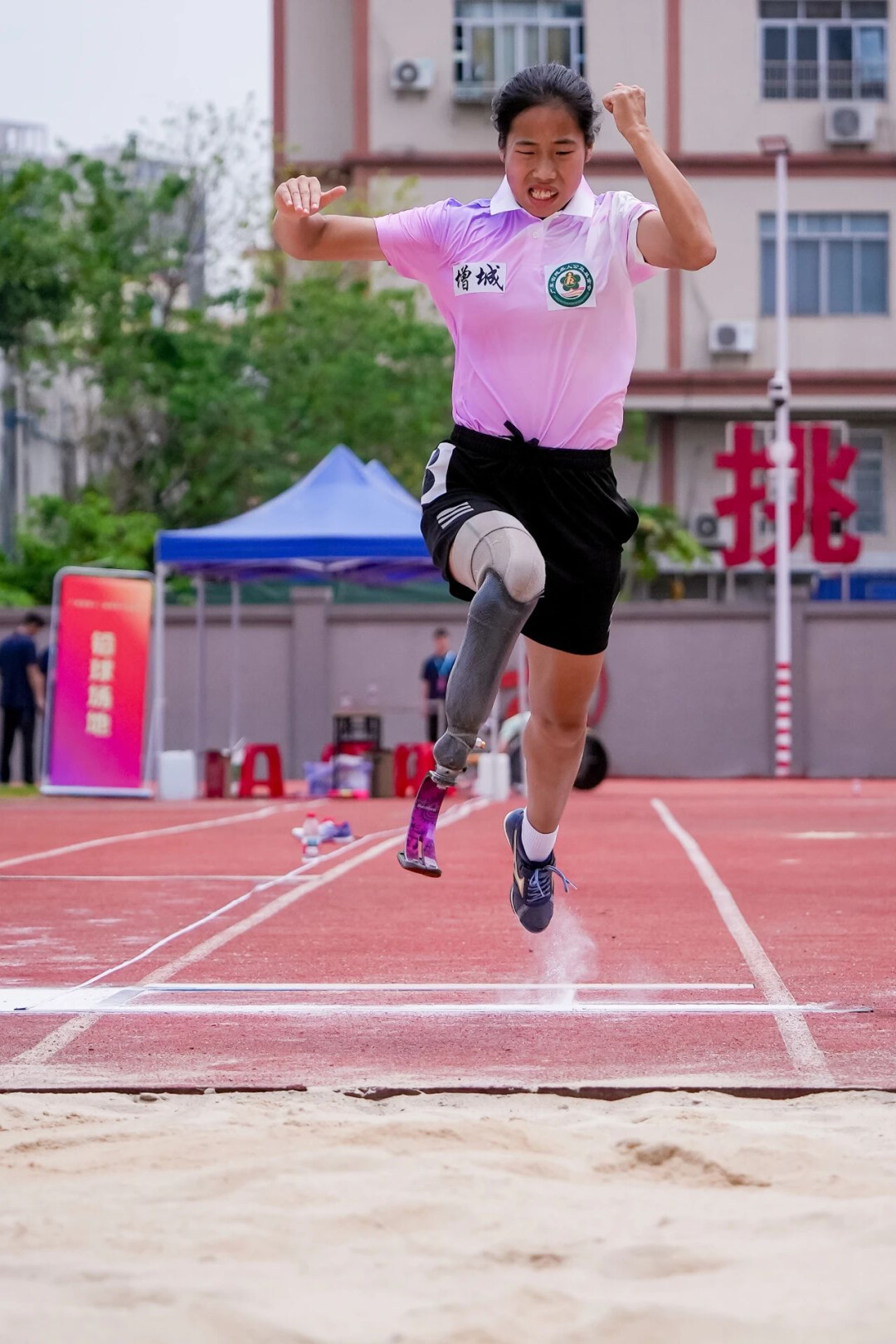 34ef1812dbb5928528ee.png