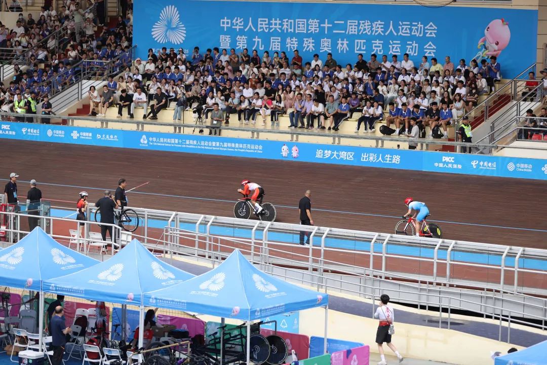 首日比赛打破全国纪录！残特奥会自行车比赛开赛仪式在深圳龙岗举行